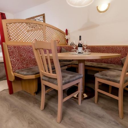Haus Landmann Apartment เอลล์เมา ภายนอก รูปภาพ